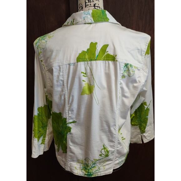 Denim top Floral Size Medium Summer Botanical Art 3/4 Sleeve White Green Jacket - Picture 4 of 7